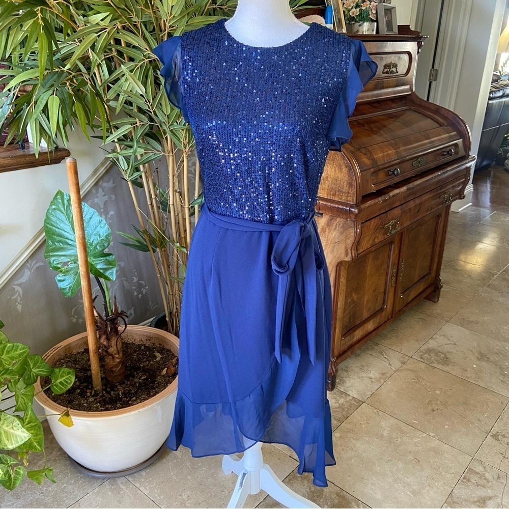 Shelby Nites Blue Sequin MIDI Dress Size 8 Royal Blue Dance Wedding Guest Party